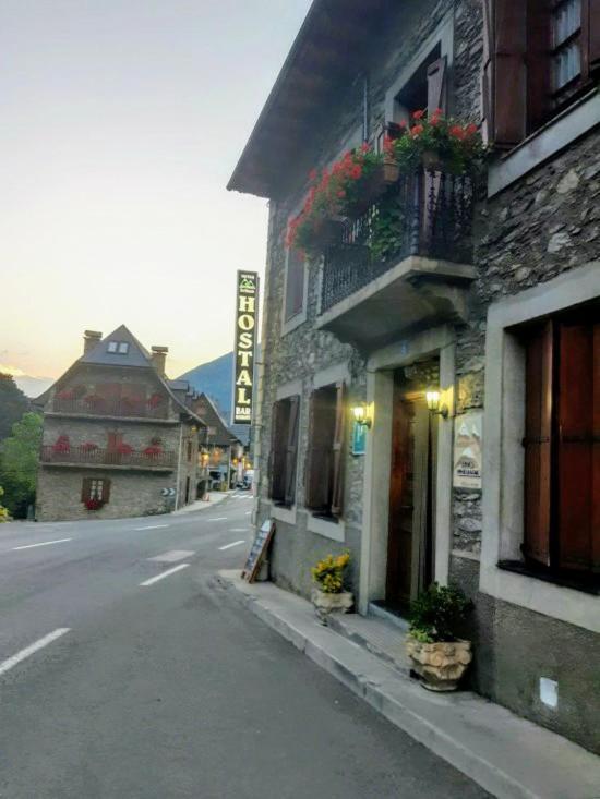 Alojamiento Rural Ostau Era Nheuada Aubert Exterior foto